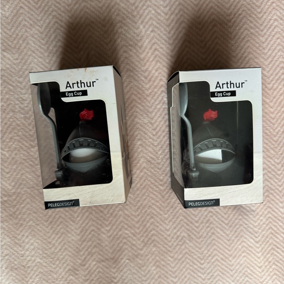 NWT Set of 2 Arthur Egg Cups - Gray - Picture 4 of 9
